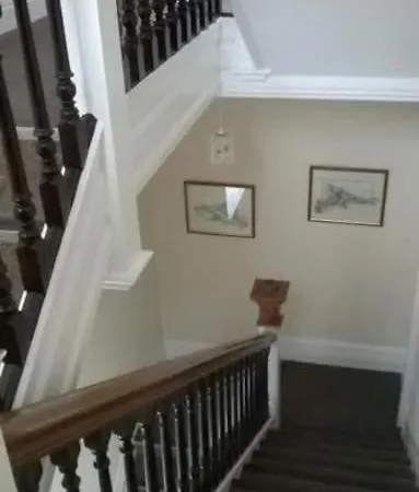 The Rafters Bank House Stunning ミロム